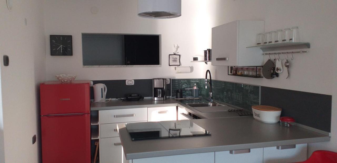 Apartment Winkler セニ エクステリア 写真